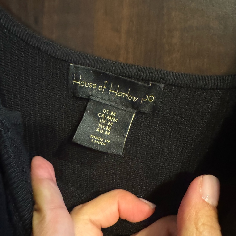 House of Harlow 1960 Elegant Black Knitwear